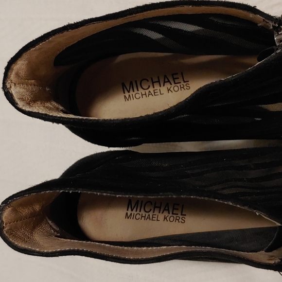 Michael Kors zebra patterned booties EUC - Picture 11 of 14
